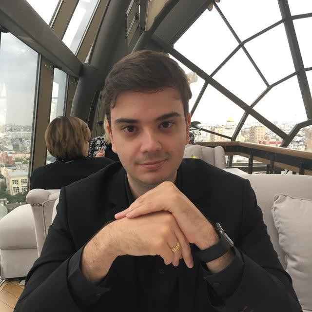 Антон Ларичев
